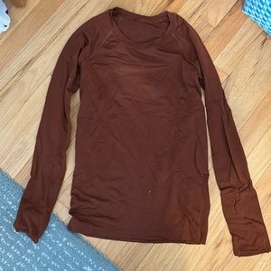 Copper/chesnut lululemon swiftly long sleeve size 6